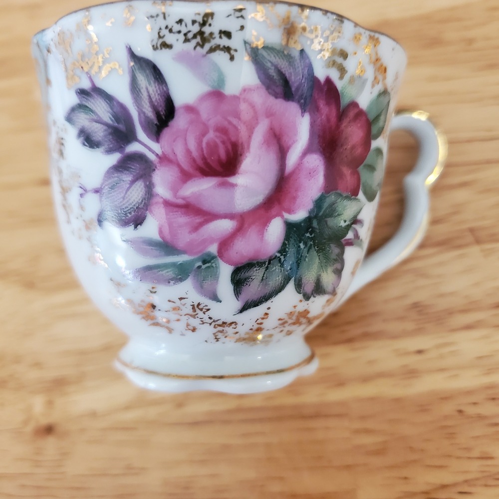 Vintage Pink Rose Teacup Gold Trim Made in Japan Delicate Floral‎ Porcelain Cup